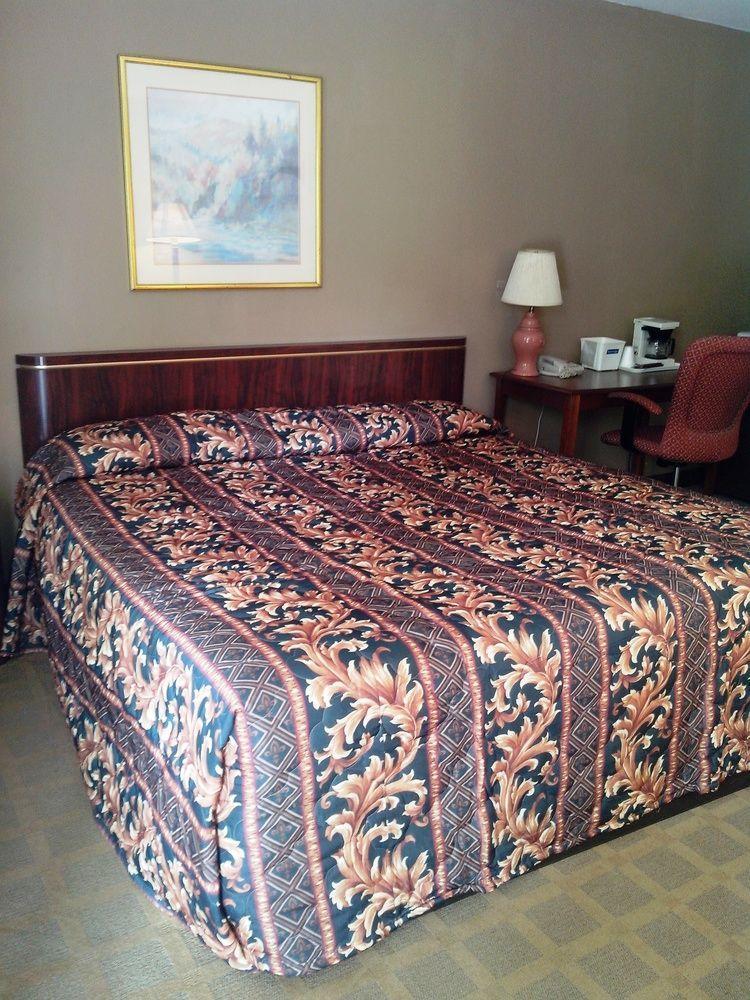 Maple Leaf Motel New Milford Bagian luar foto
