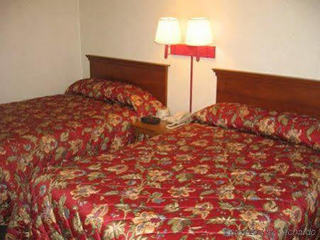 Maple Leaf Motel New Milford Bagian luar foto