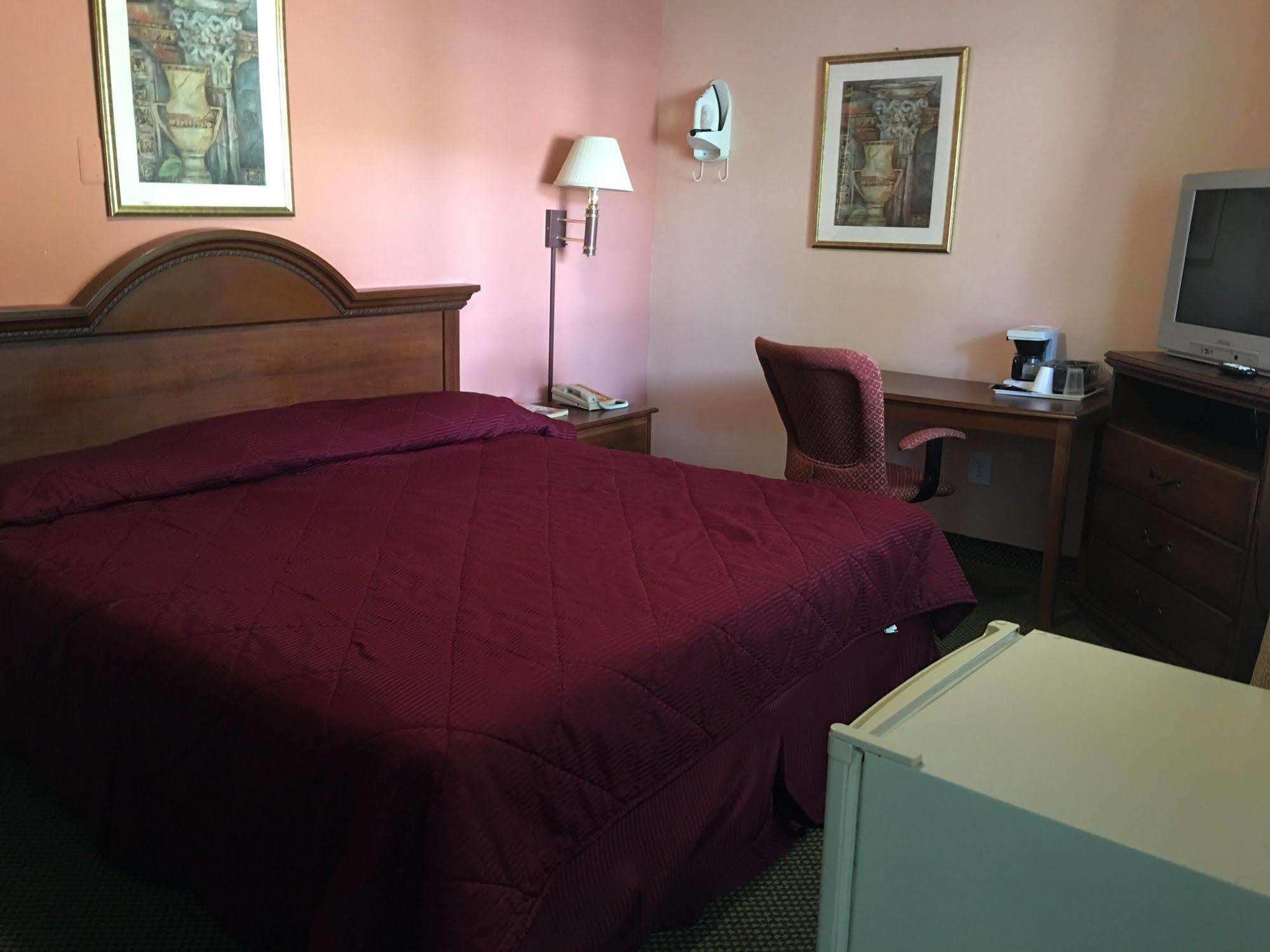 Maple Leaf Motel New Milford Bagian luar foto